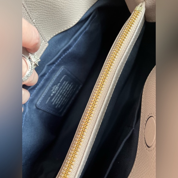 Coach Small Margot Carryall in Crossgrain Leather color block - Picture 7 of 10